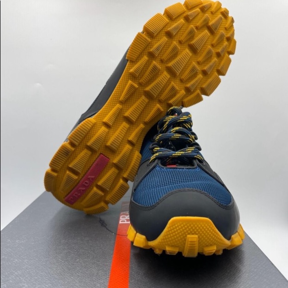 Mens Prada Runners size 7 Good Condition
